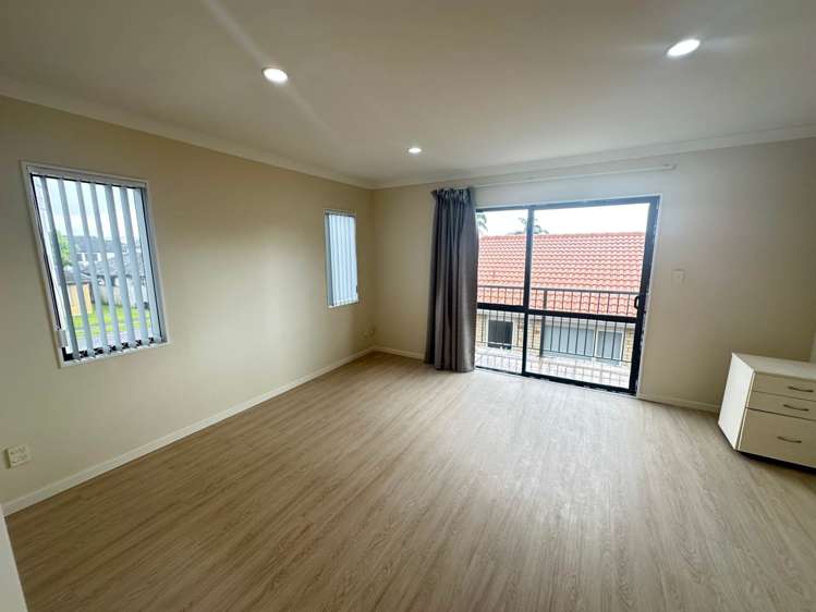 24 Erne Crescent East Tamaki_12