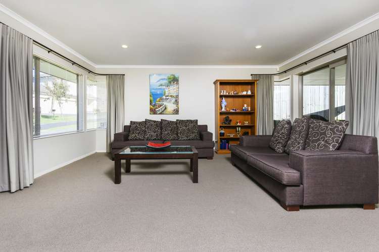 3 Gibbston Crescent Flat Bush_6