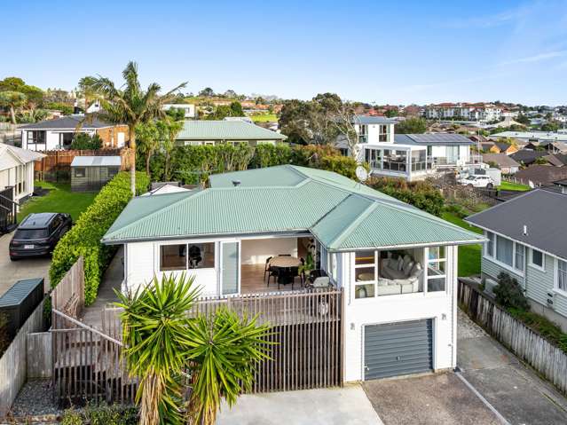 Renovated Beachside Bliss - Vendors Have Purchased