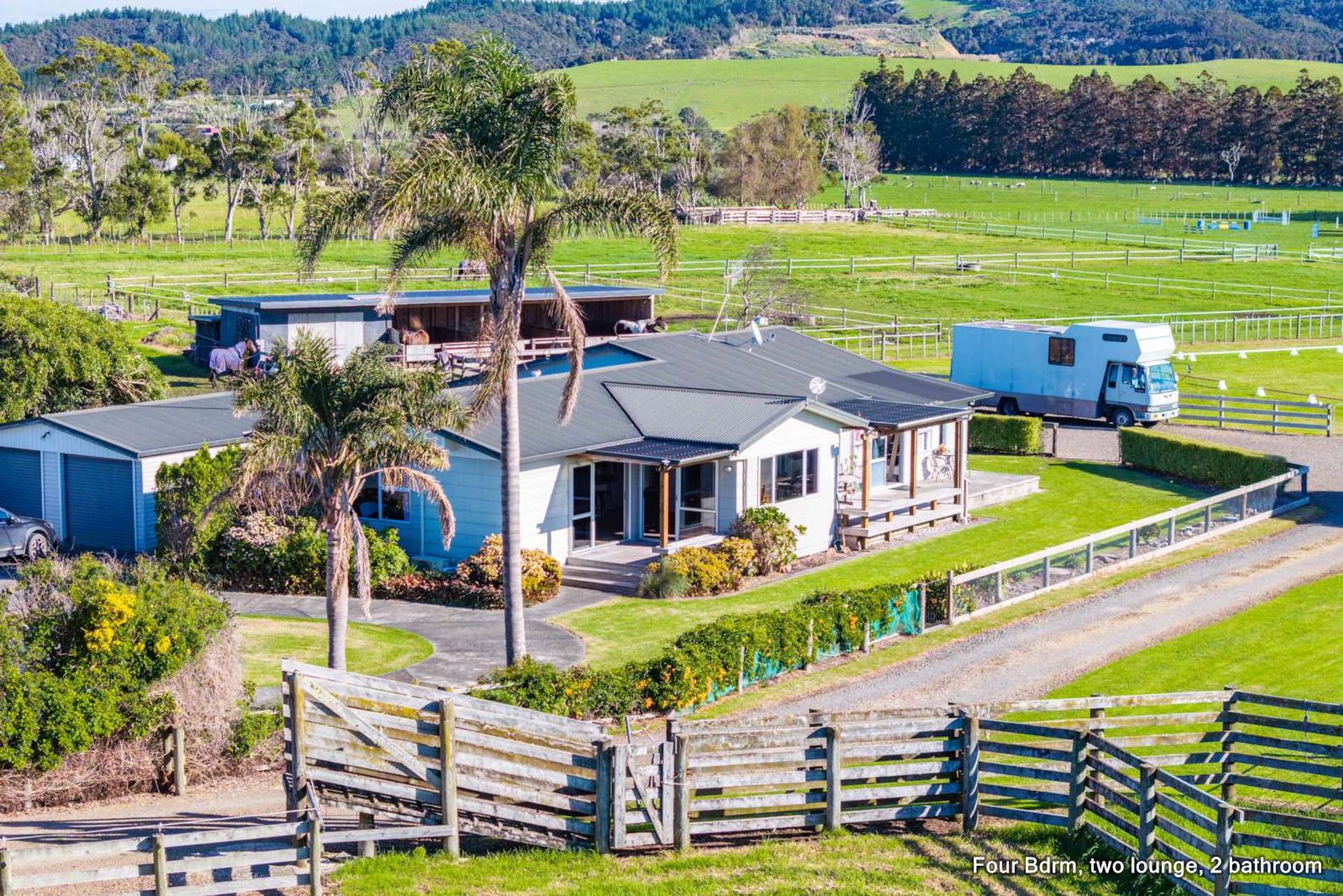 712 One Tree Point Road One Tree Point_0