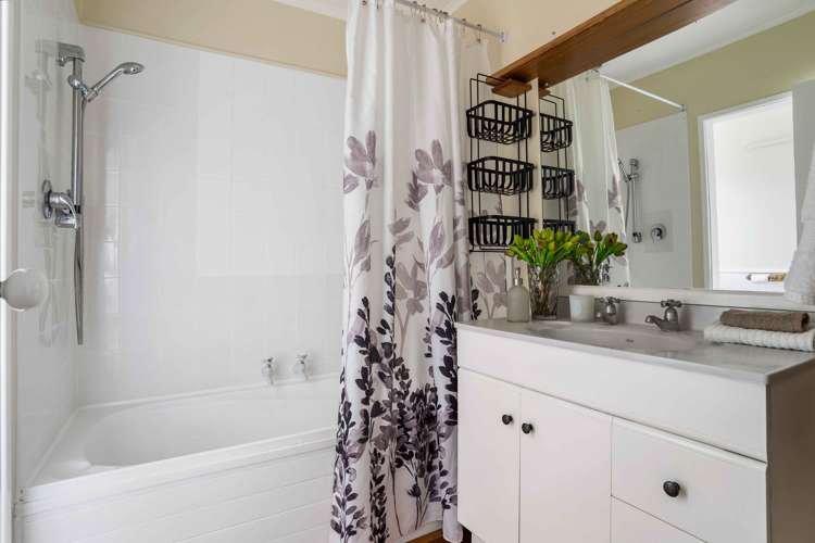 1/40 Carlisle Road Browns Bay_15