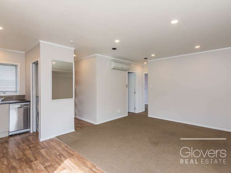 1/108 West Coast Road Glen Eden_6