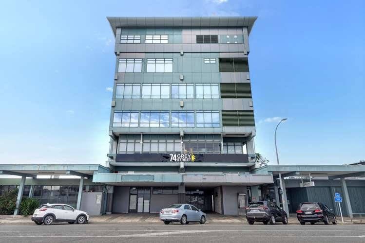 74 Grey Street Gisborne Central_13