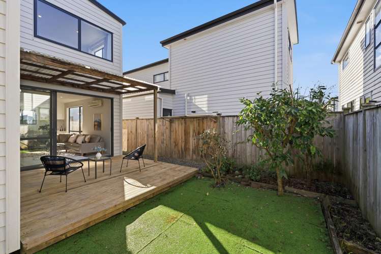 9 Pihoihoi Place Hobsonville_17