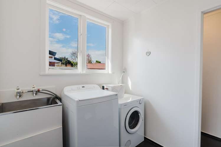 178 Nixon Street Hamilton East_13