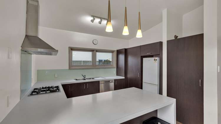 1034 Colombo Street Saint Albans_10