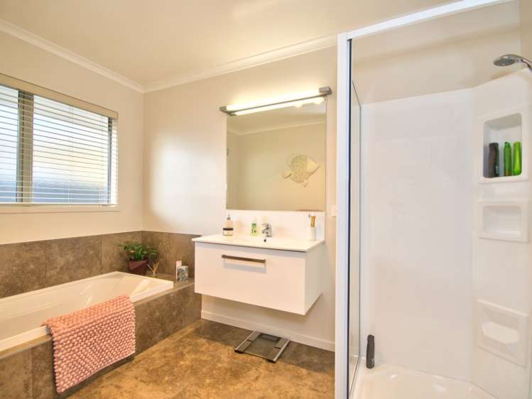 25 Myles Way Lower Shotover_18