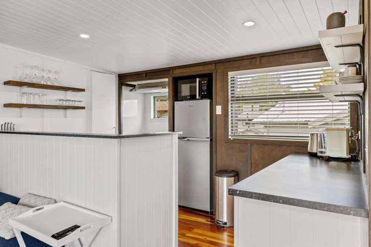 14A Weka Road Waipahihi_11