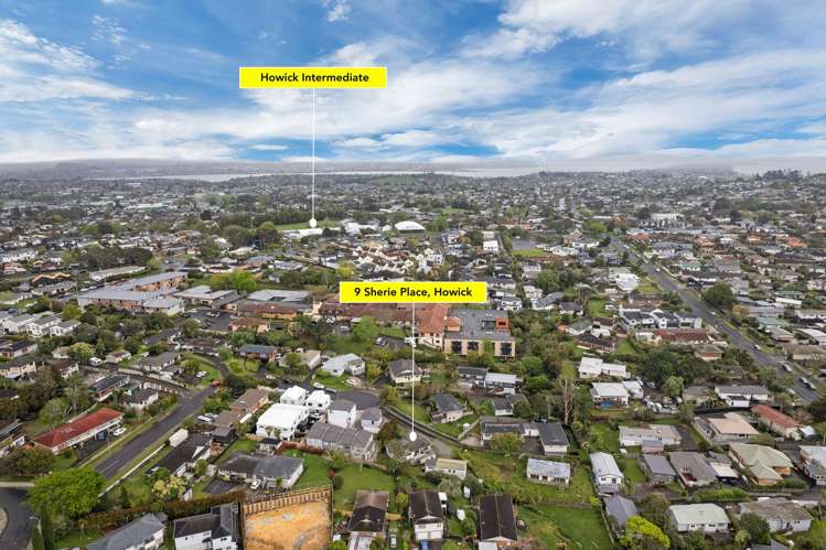 9 & 9A Sherie Place Howick_36