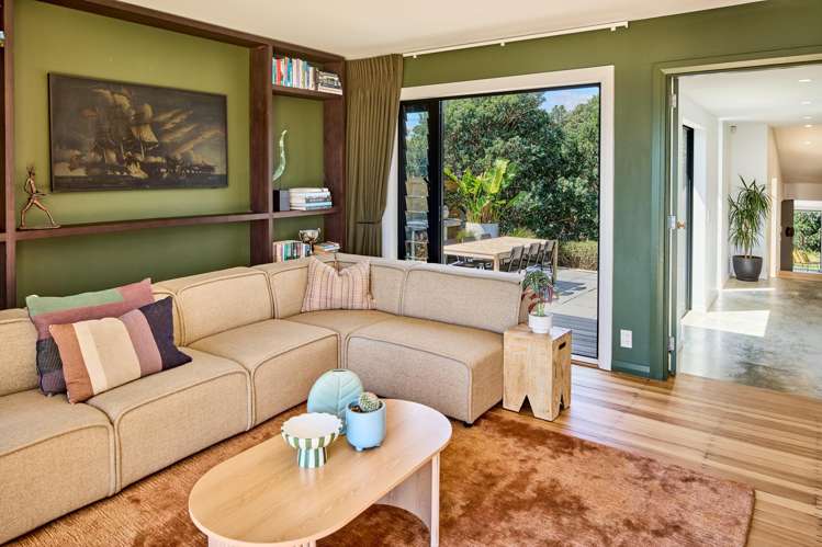 102 The Esplanade Raumati South_12