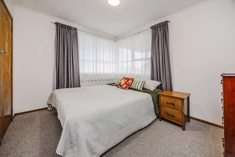 22 Wayne Drive Mangere_10