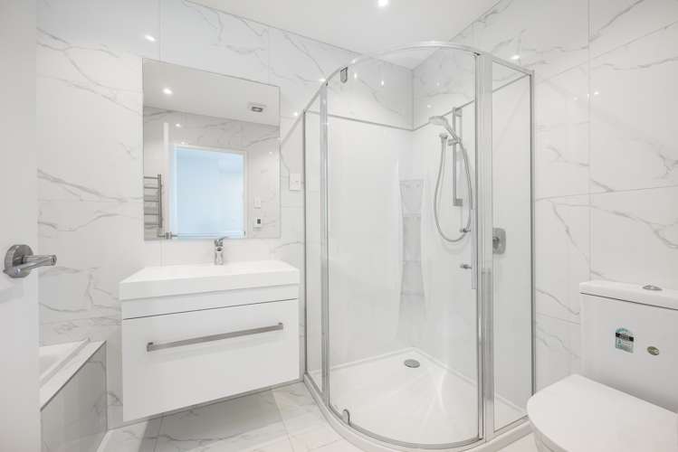 2 Lords Way Silverdale_10