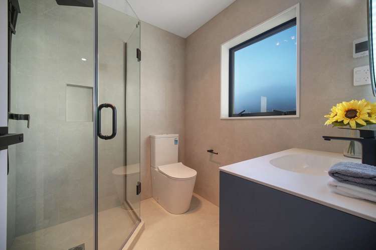 20 Ngaki Street Flat Bush_38