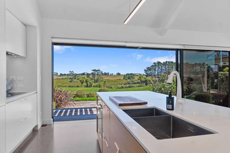 28 Capriole Crescent Kingseat_30