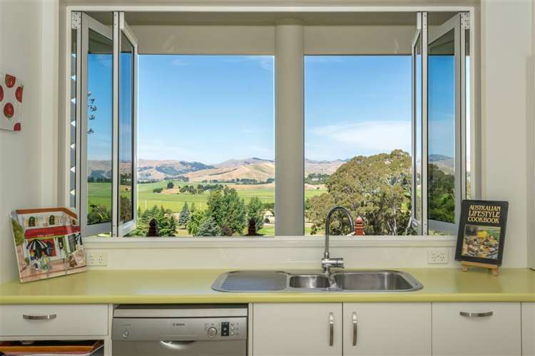 8 Golf View Close Fairhall_8