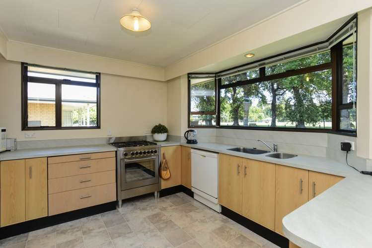 511 Cornwall Road Mahora_2