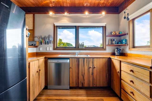 307 Linton Crescent Whangamata_4