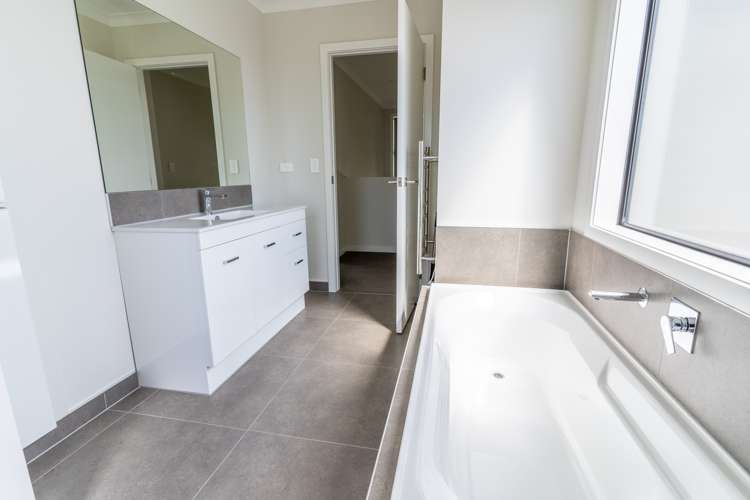 7 Boyack Drive Temple View_23