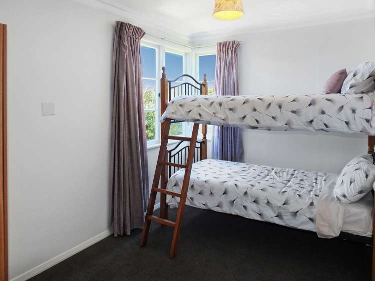 15 Andrews Street Foxton Beach_12