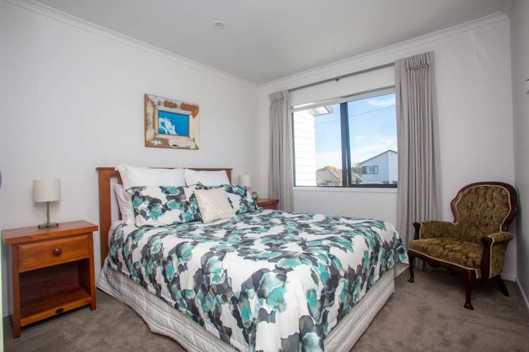 15 Biplane Street Takanini_8