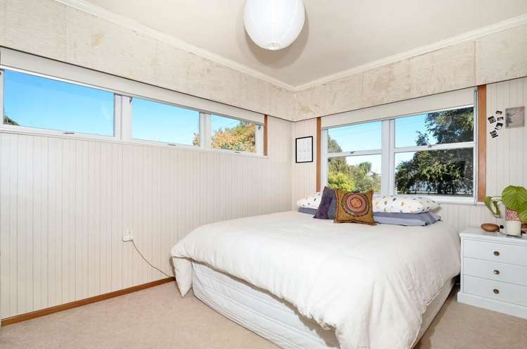 17 Royal View Road Te Atatu South_11