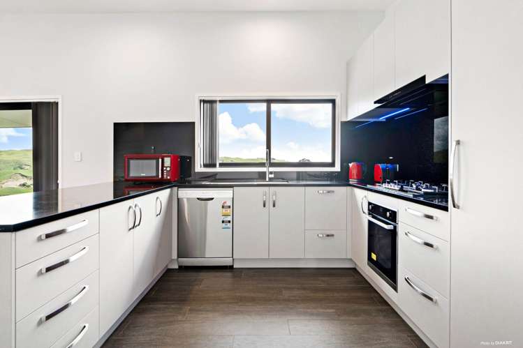 135 Douglas Road Awhitu_4