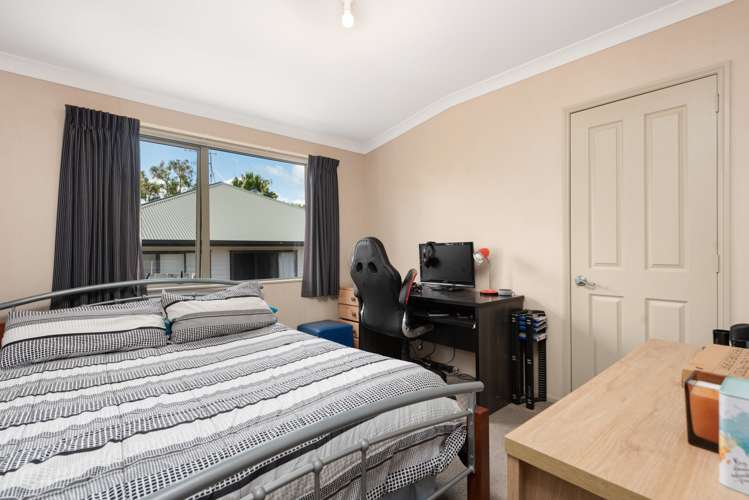 2 Lysaght Place Welcome Bay_9