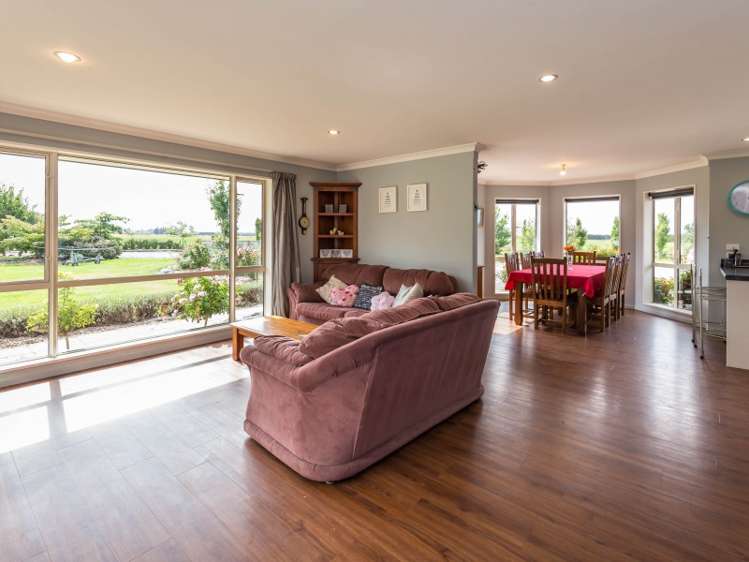 68 Addingtons Road Darfield_11