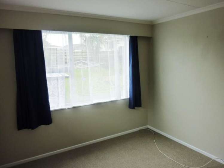 89 Wikiriwhi Crescent Awapuni_5