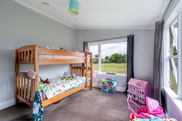 10 Whitelaw Road Waianiwa_11