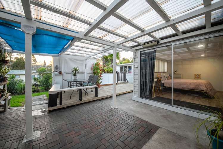 91 Barrys Road Glendene_14