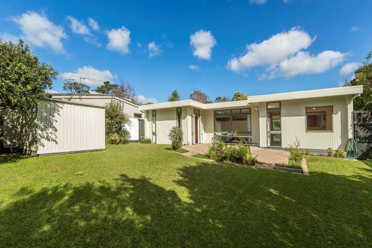 83 Aeroview Drive Beach Haven_1