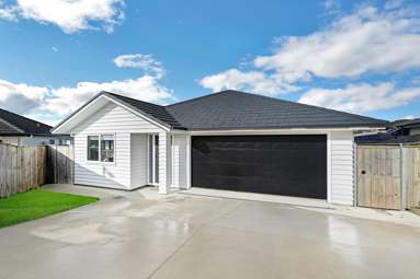 7 Bathurst Crescent_1