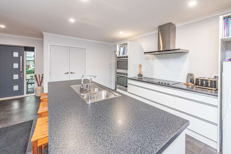 23 Buckingham Place Springvale_4