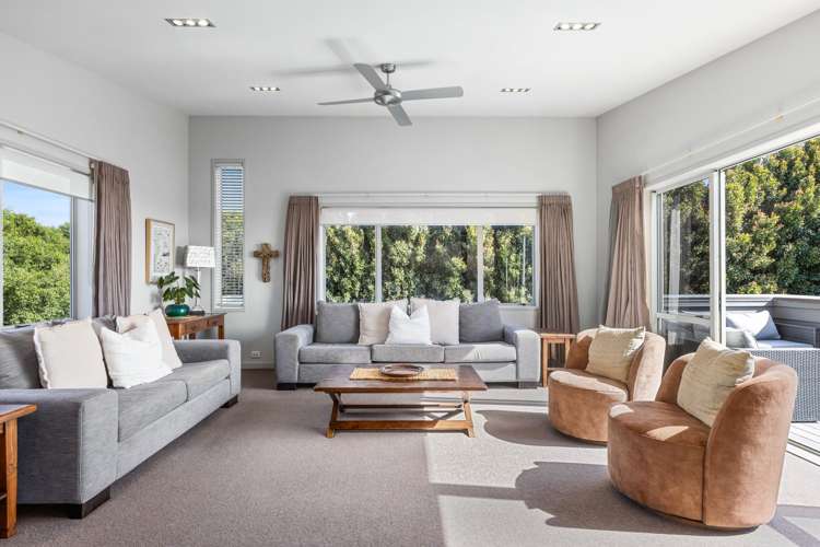 63 Athol Place Algies Bay_3