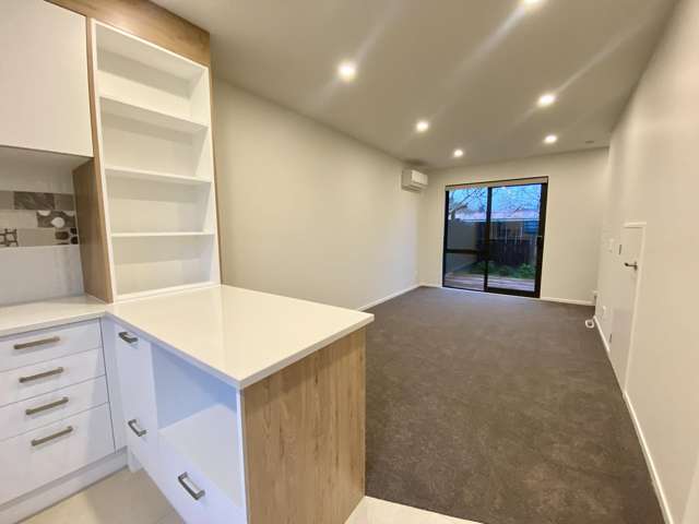 8/47 Beach Road Te Atatu Peninsula_2
