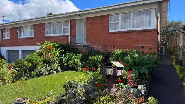Marriott Road - Separate Unit with Garage and ...