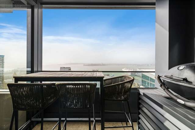 2103/10 Commerce Street Auckland Central_2