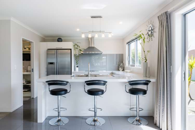 69 Aquila Crescent Rototuna North_10