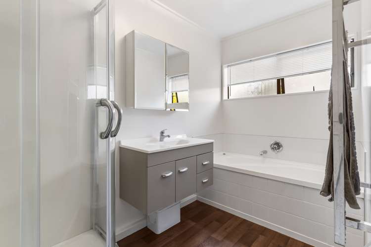 2/57 Gibraltar Street Howick_13