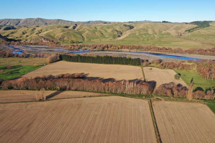 2813 Middle Road Patangata_1