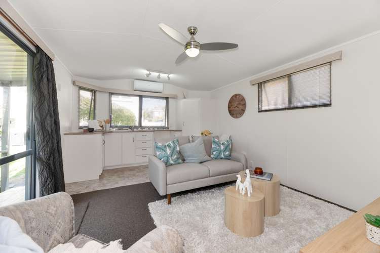 7 Letterkenny Place Blockhouse Bay_21