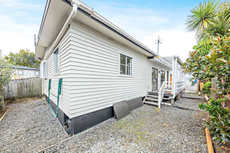 37A Holly Street Avondale_3