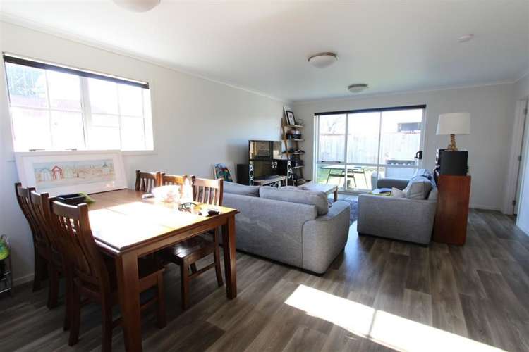 81 Chiefs Court Hamilton East_1