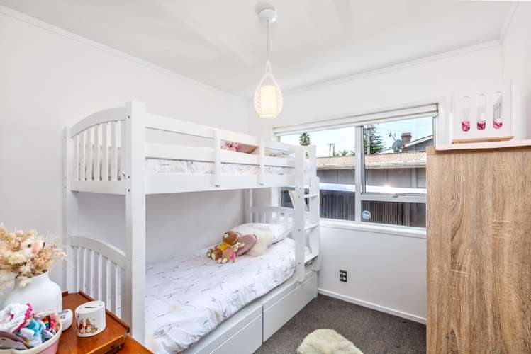 1b Karaka Street New Lynn_9