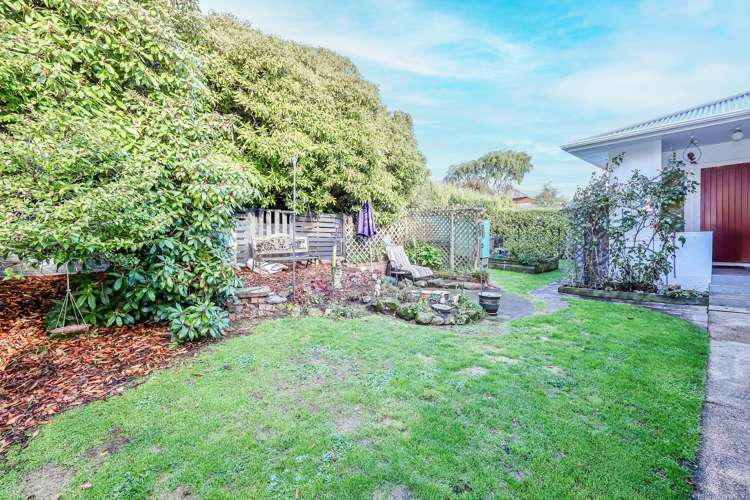 410 North Road North East Valley_22