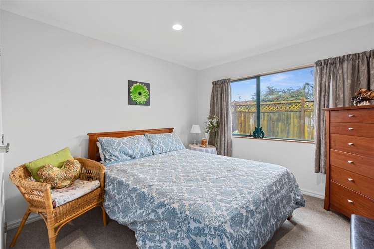 25 Barbados Key Papamoa_18