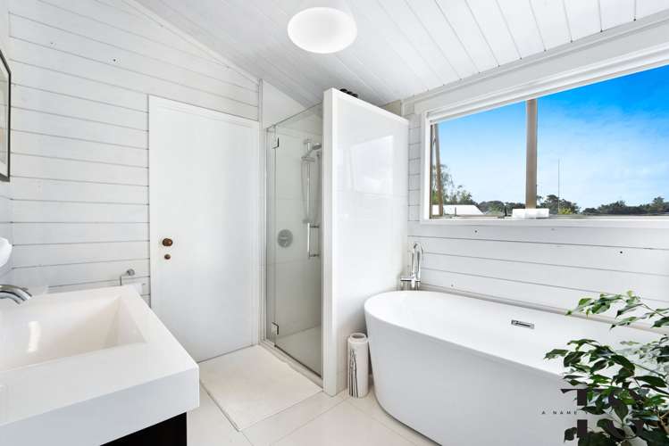 2/7 Mccall Place Opaheke_6