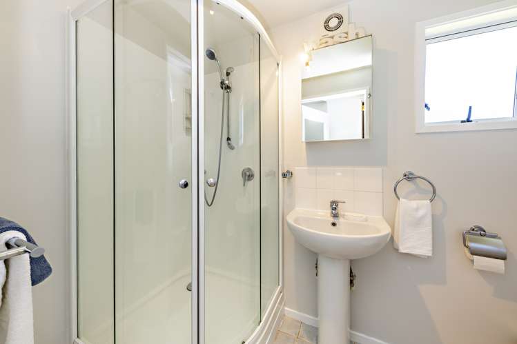 8a Commissariat Road Mount Wellington_14