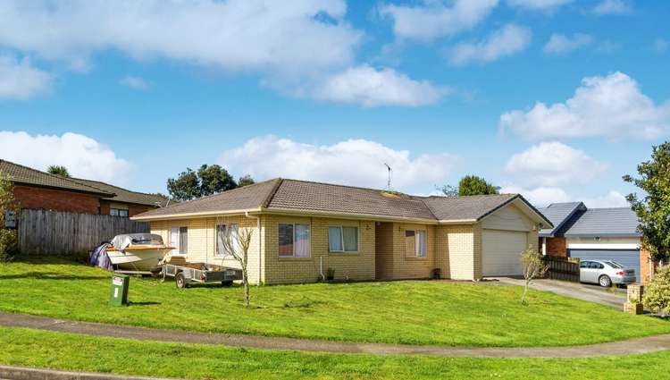 42 Robin Brooke Drive Flat Bush_10